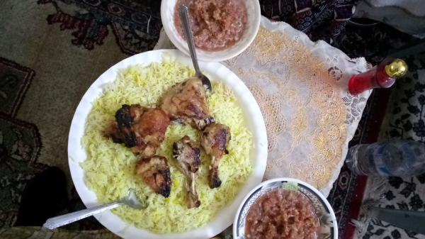 دجاج تنوري وفاصولية وأرز / دجاج تنوري وصوص دجاج تنوري وفاصولية وأرز / دجاج تنوري وصوص