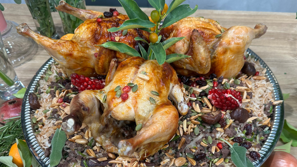 دجاج مشوي مع الأرز المبهر دجاج مشوي مع الأرز المبهر