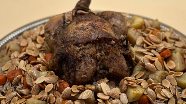 دجاج محشي وأرز مبهر دجاج محشي وأرز مبهر